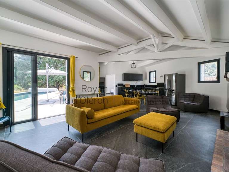 Maison Saint-Pierre-d'Oléron - 5 chambres - 143m²