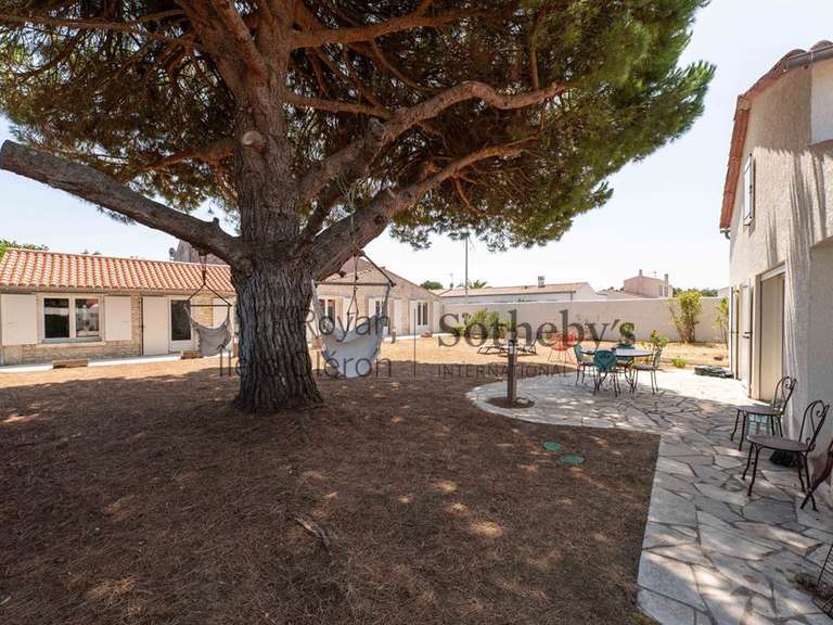 Maison Saint-Pierre-d'Oléron - 7 chambres - 238m²
