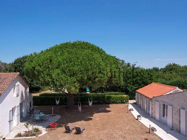 Maison Saint-Pierre-d'Oléron - 7 chambres - 238m²