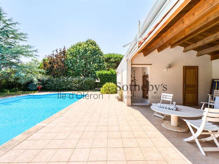 Maison Saint-Pierre-d'Oléron - 7 chambres - 238m²