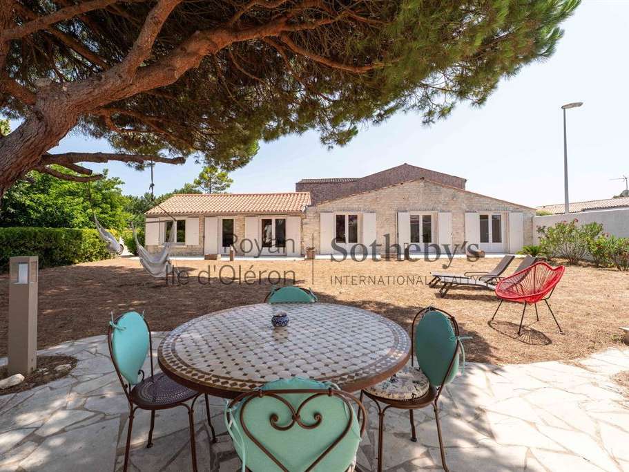 Maison Saint-Pierre-d'Oléron