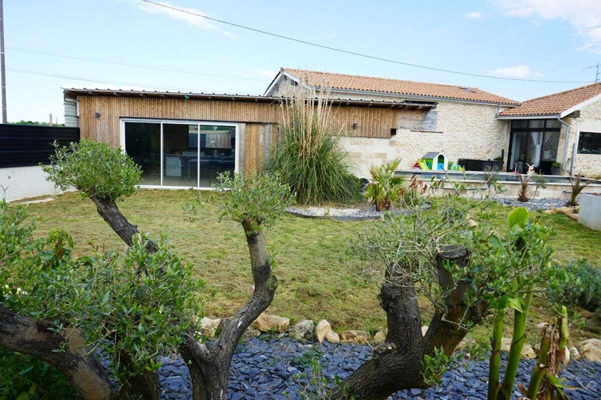 House Saint-Pierre-de-Bat
