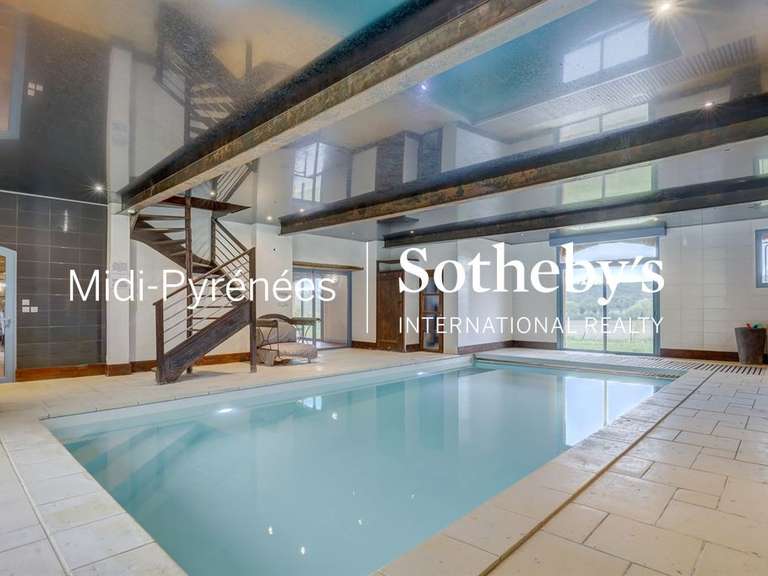 Maison Saint-Pierre-de-Lages - 7 chambres - 512m²