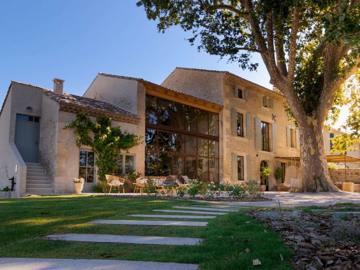 Maison Saint-Pierre-de-Mézoargues