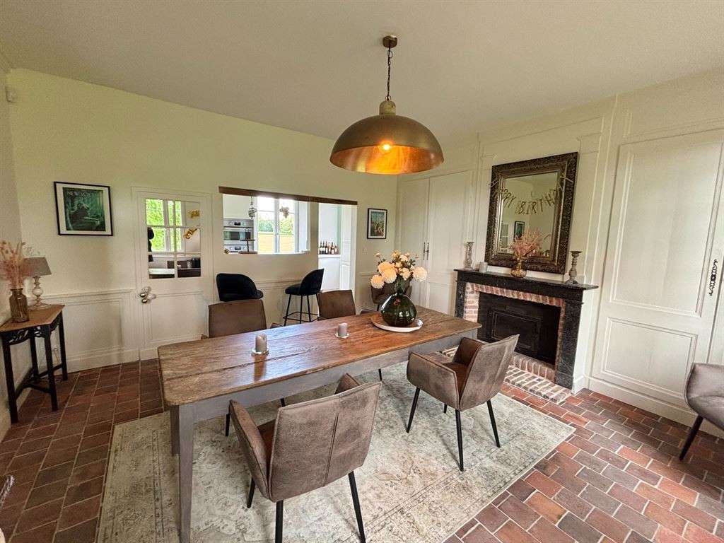 Maison Saint-Pierre-de-Salerne