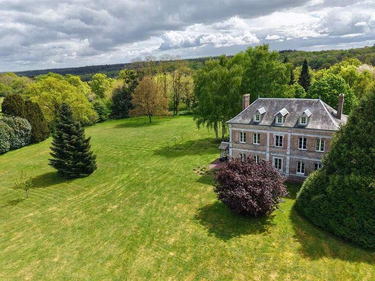 House Saint-Pierre-de-Salerne - 5 bedrooms - 200m²