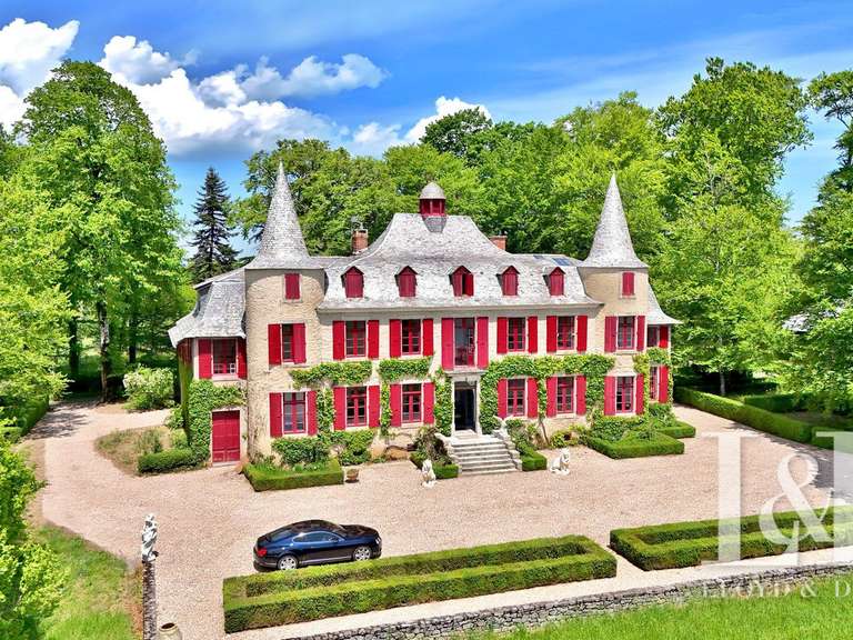 Château Saint-Pierre-de-Trivisy - 14 chambres - 660m²