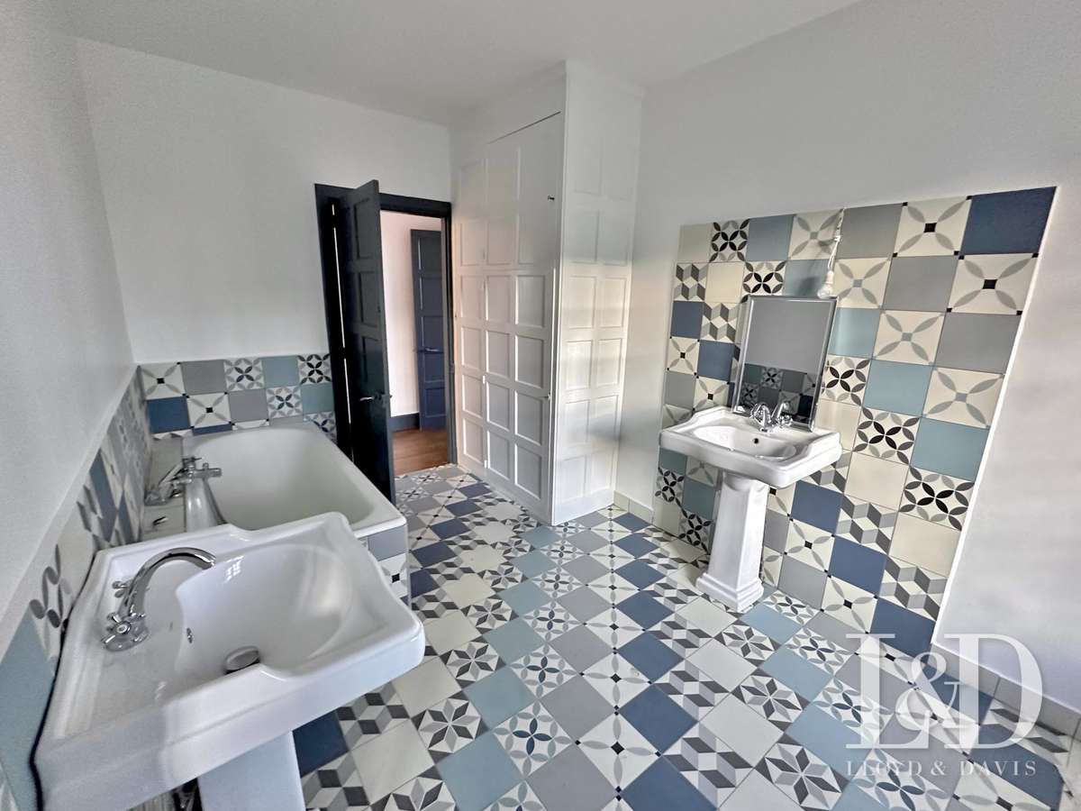 Château Saint-Pierre-de-Trivisy