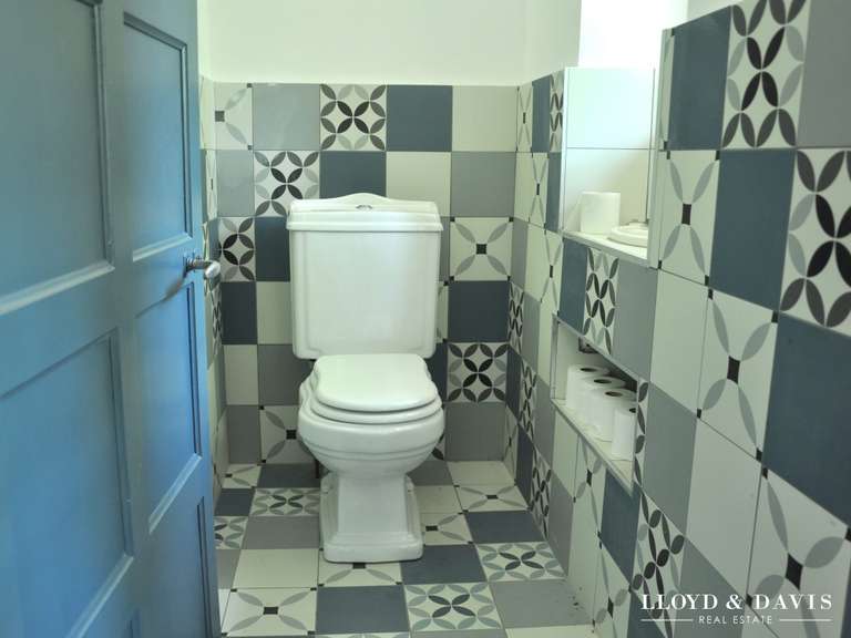 Château Saint-Pierre-de-Trivisy - 14 chambres - 660m²