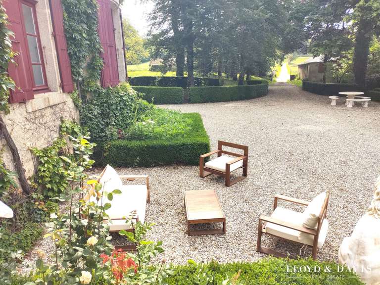 Château Saint-Pierre-de-Trivisy - 14 chambres - 660m²