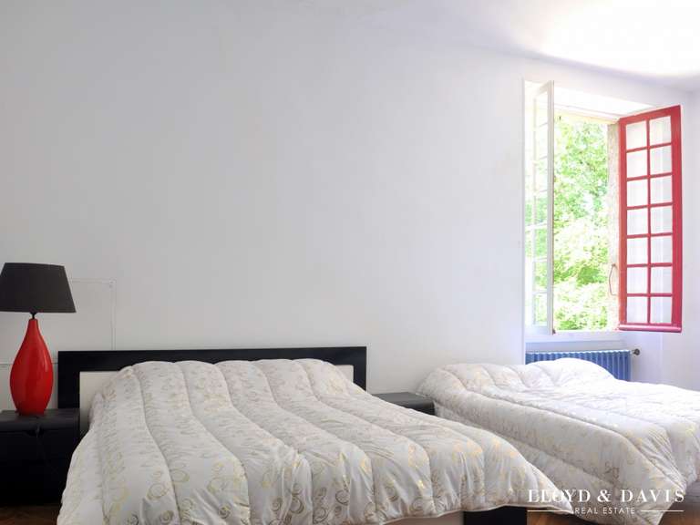 Château Saint-Pierre-de-Trivisy - 14 chambres - 660m²
