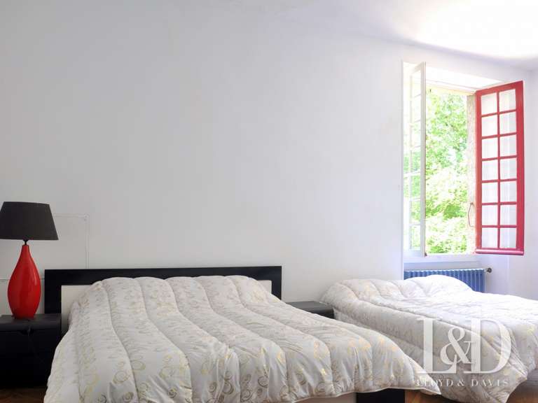 Château Saint-Pierre-de-Trivisy - 14 chambres - 660m²