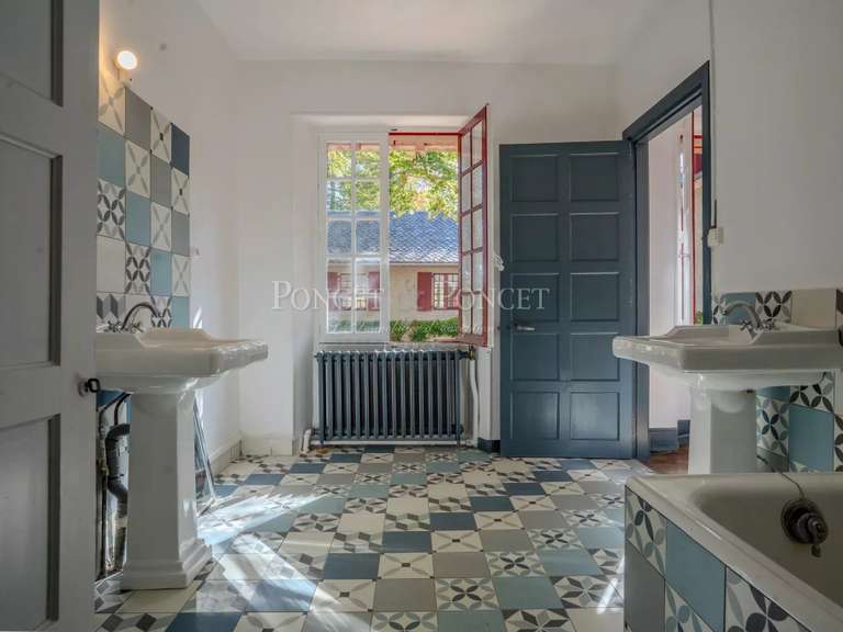 Castle Saint-Pierre-de-Trivisy - 10 bedrooms - 750m²