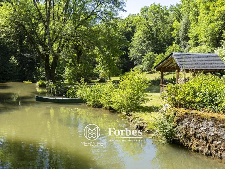 Moulin Saint-Pierre-de-Trivisy - 4 chambres - 259m²