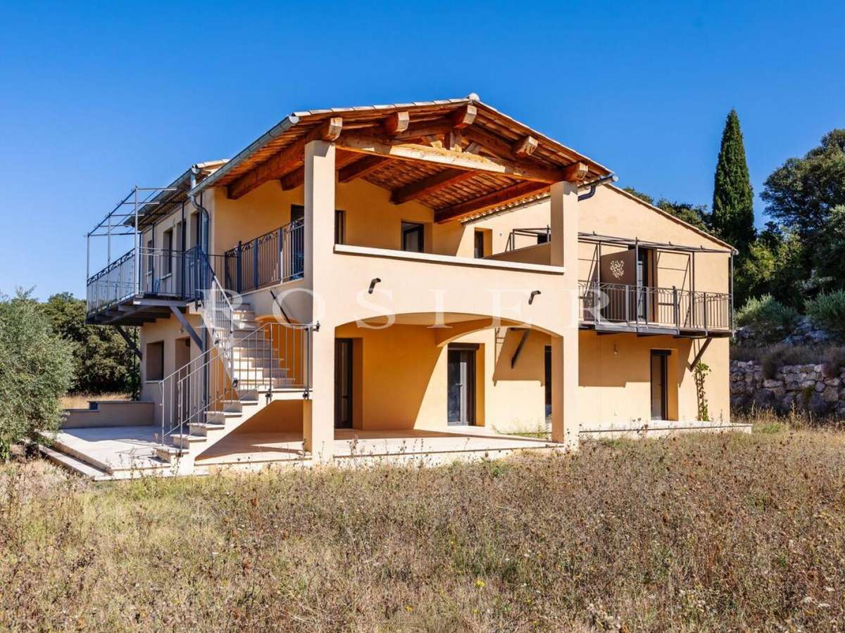 Villa Saint-Pierre-de-Vassols