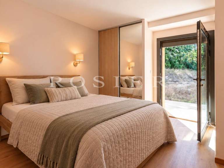 Villa Saint-Pierre-de-Vassols - 5 chambres - 202m²