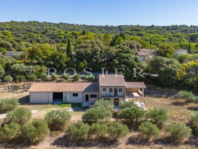 Villa Saint-Pierre-de-Vassols - 5 chambres - 202m²