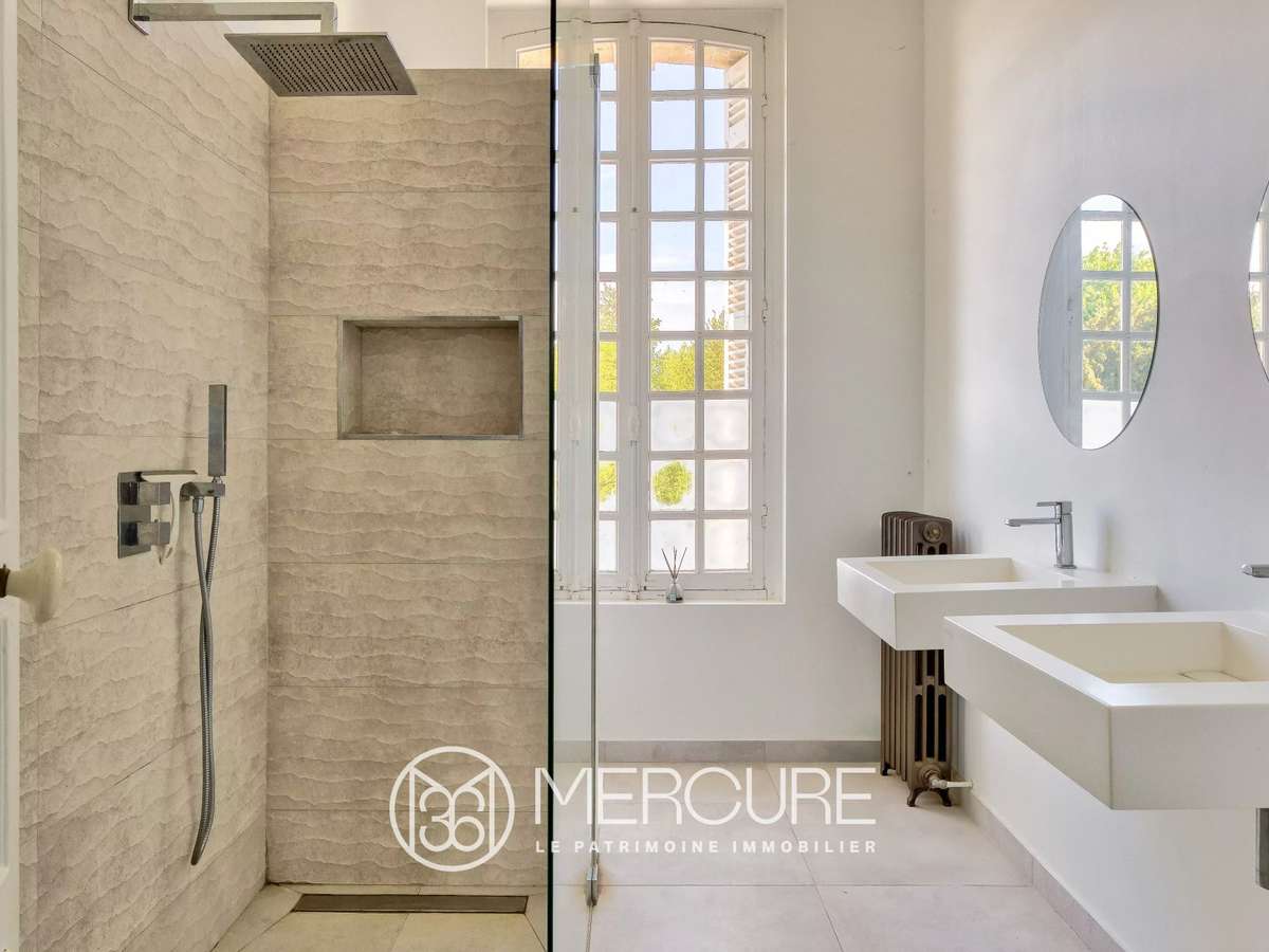 Manor Saint-Pierre-des-Ifs