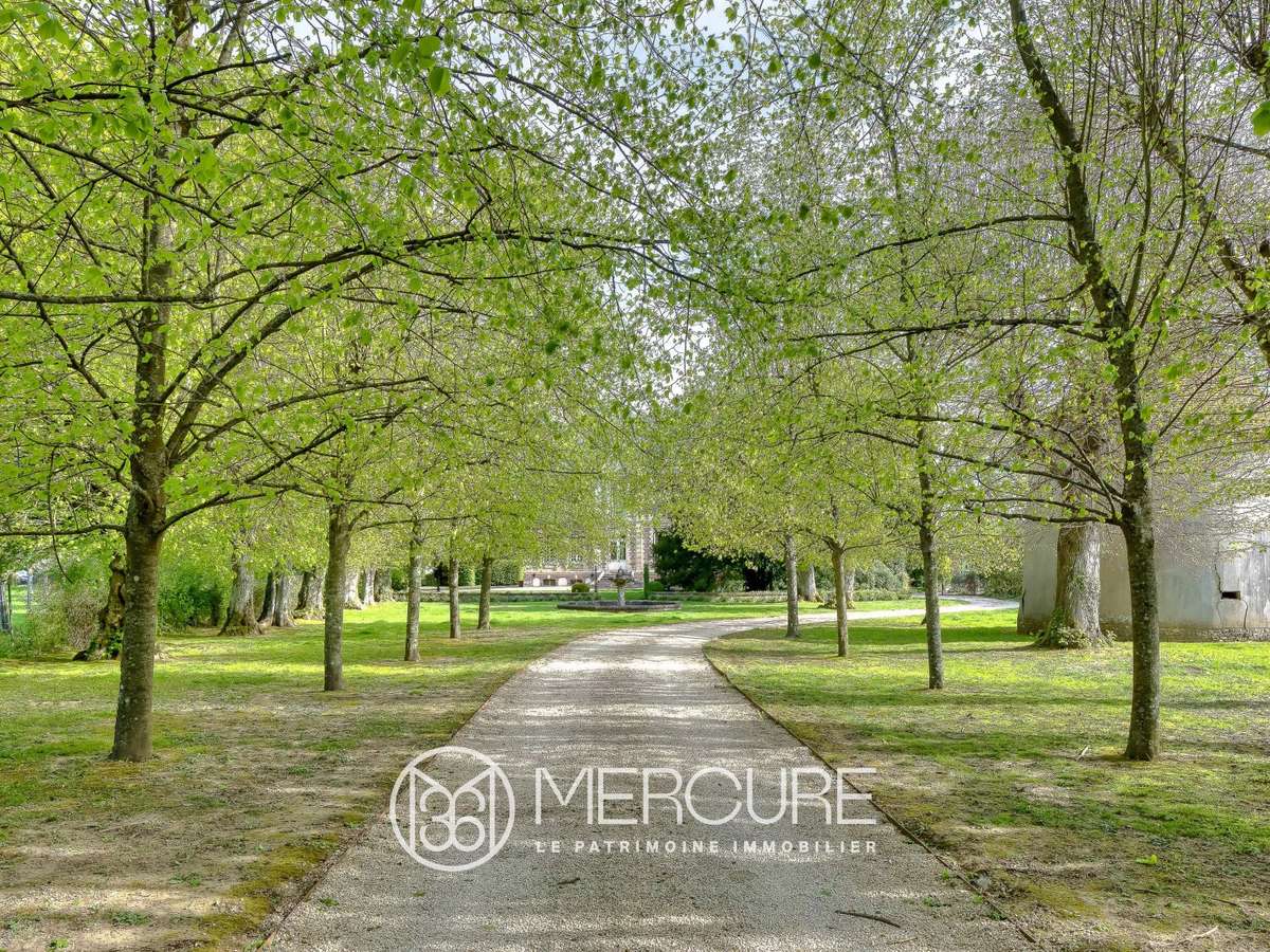 Manor Saint-Pierre-des-Ifs