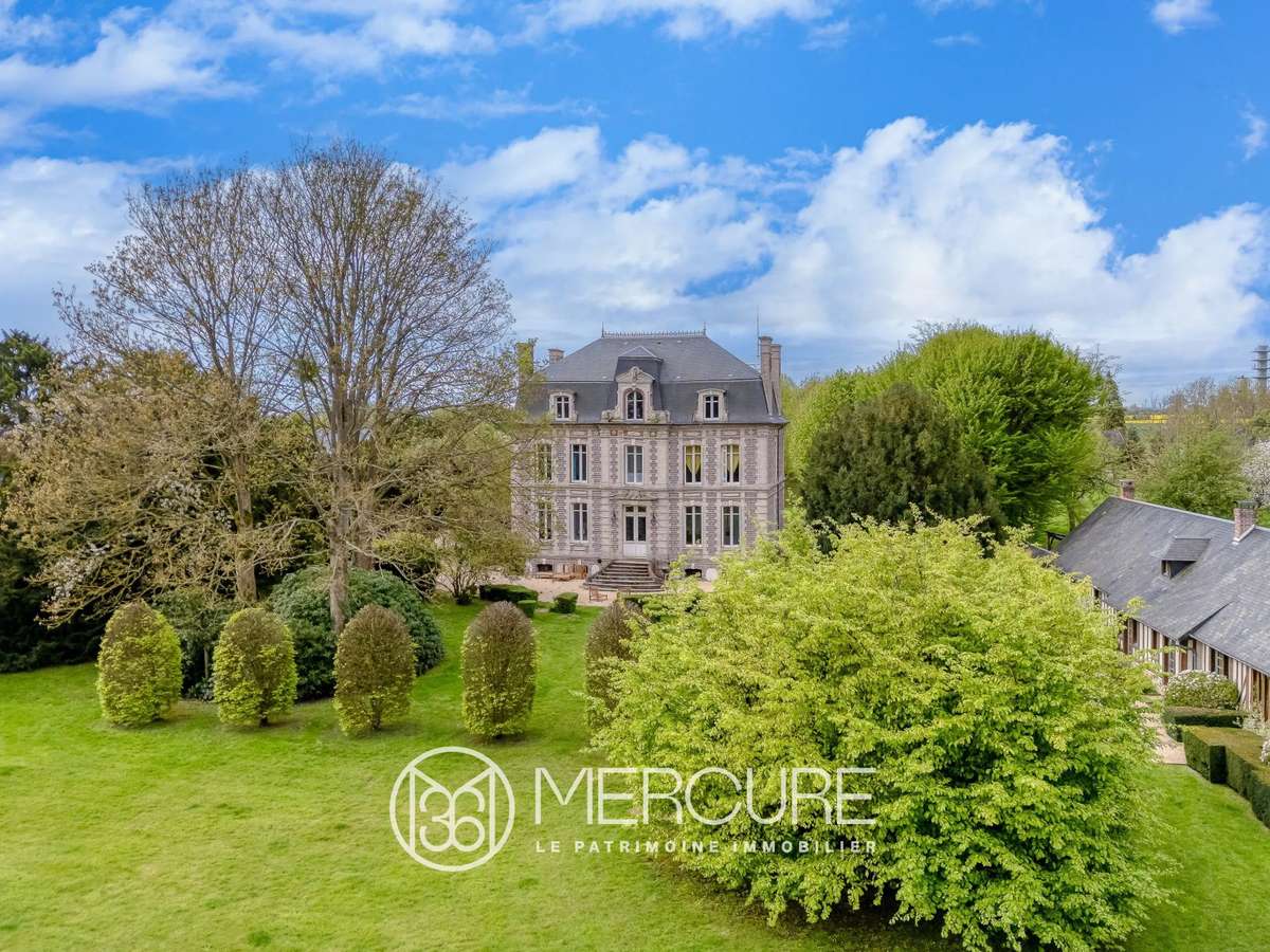 Manor Saint-Pierre-des-Ifs