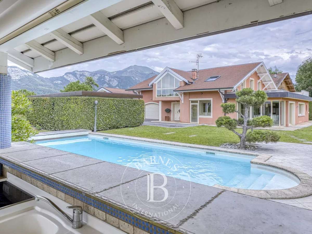 Maison Saint-Pierre-en-Faucigny