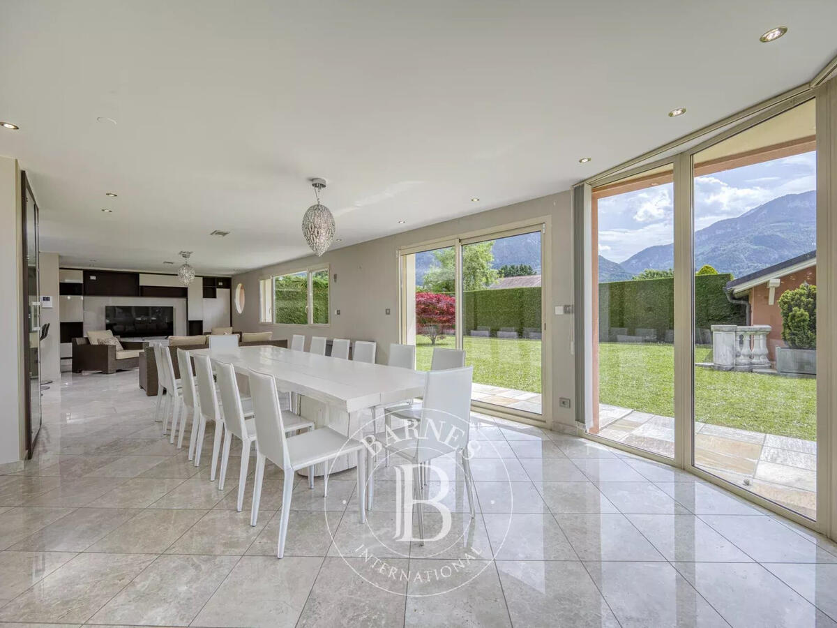 House Saint-Pierre-en-Faucigny