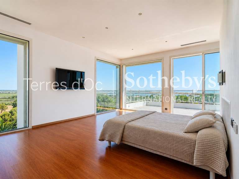 Maison Saint-pierre-la-mer - 4 chambres - 372m²