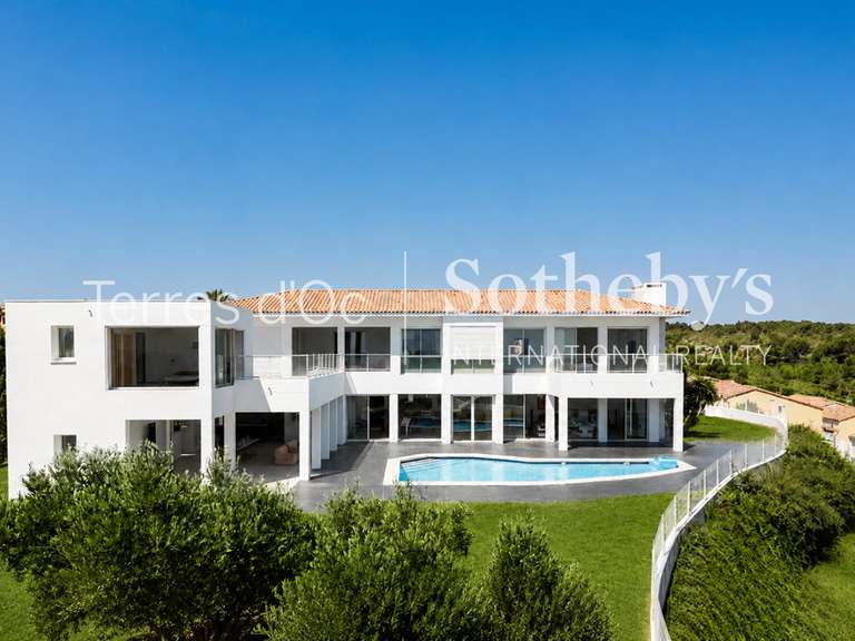 Maison Saint-pierre-la-mer - 4 chambres - 372m²