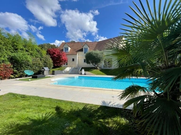Villa Saint-Pierre-lès-Nemours - 6 bedrooms - 260m²
