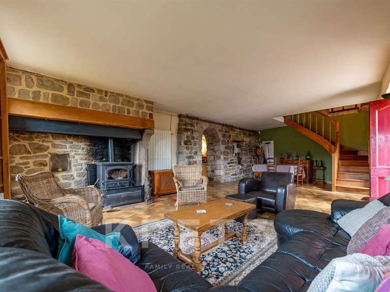 House Saint-Pierre-Saint-Jean - 6 bedrooms - 230m²