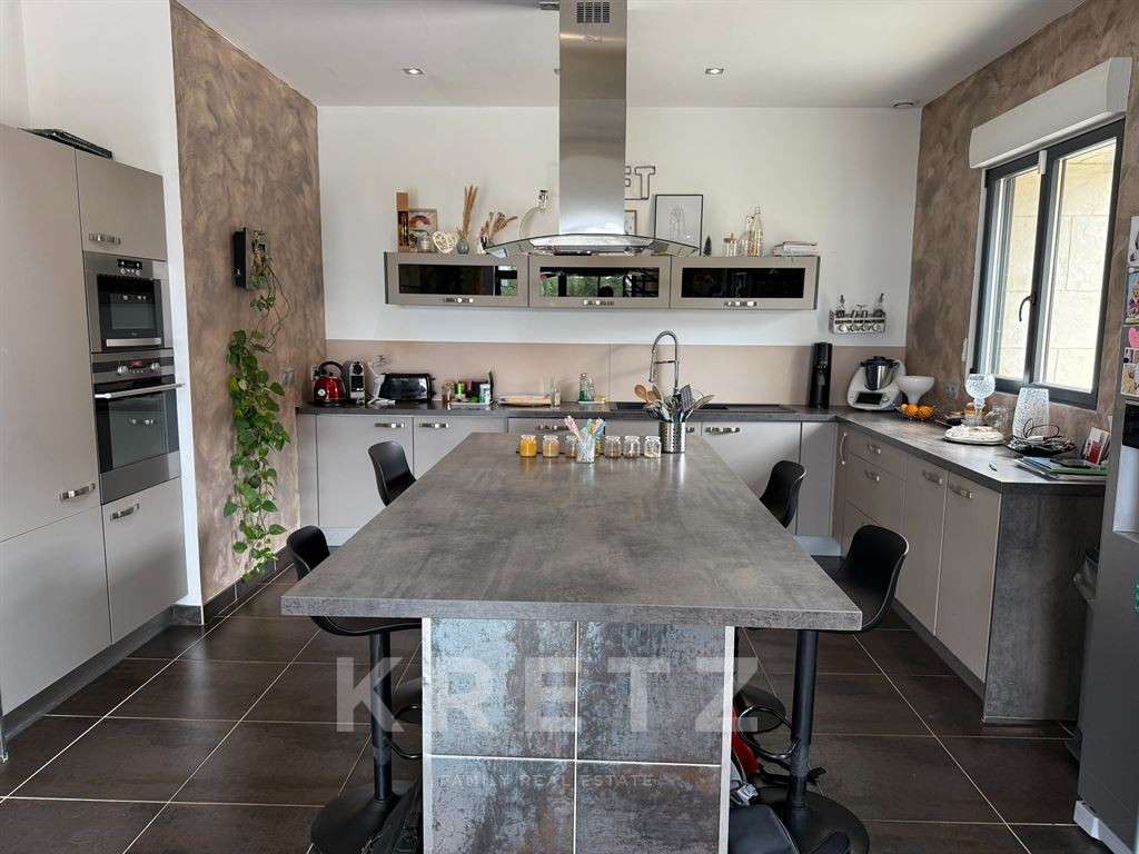 Property Saint-Pierre-sur-Dives