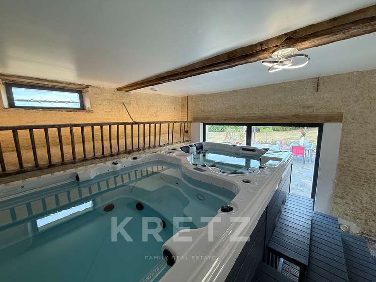 Propriété Saint-Pierre-sur-Dives - 4 chambres - 285m²