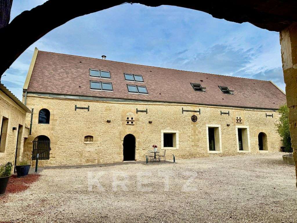 Property Saint-Pierre-sur-Dives