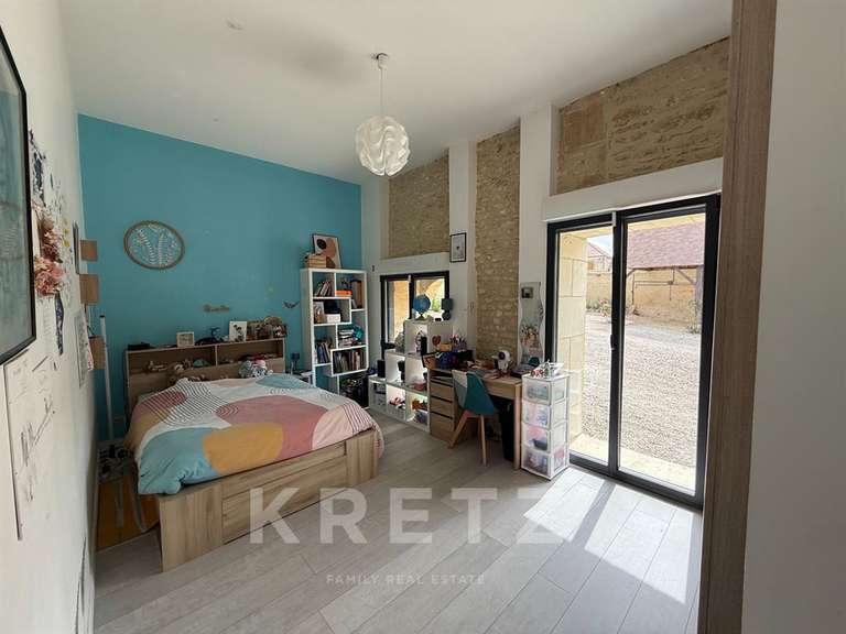 Propriété Saint-Pierre-sur-Dives - 4 chambres - 285m²