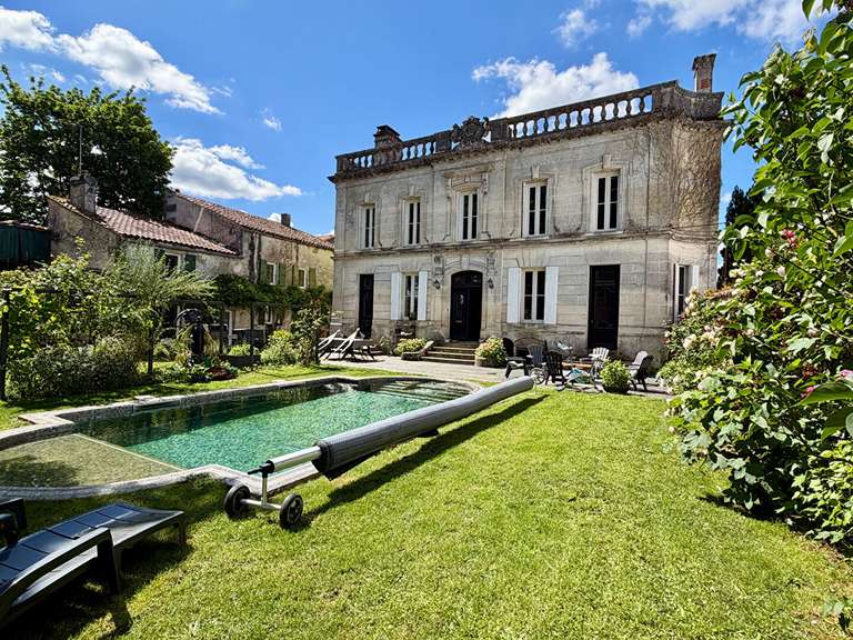 House Saint-Porchaire - 6 bedrooms - 365m²