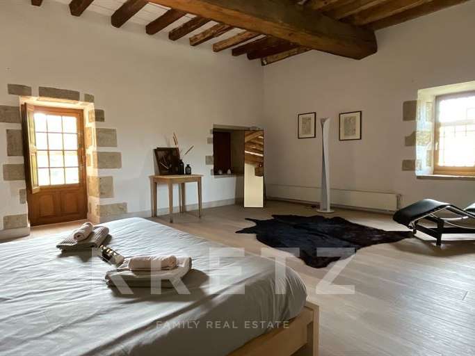 Château Saint-Pourçain-sur-Sioule - 9 chambres - 460m²