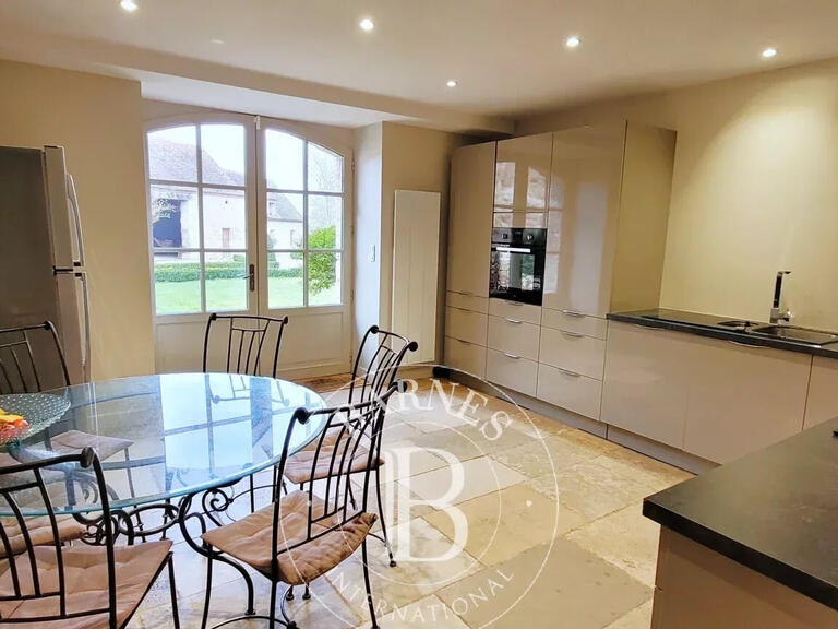 Propriété Saint-Pourçain-sur-Sioule - 5 chambres - 300m²