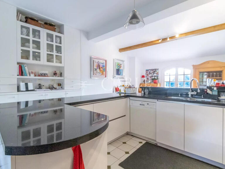 Villa Saint-Priest - 4 bedrooms - 425m²