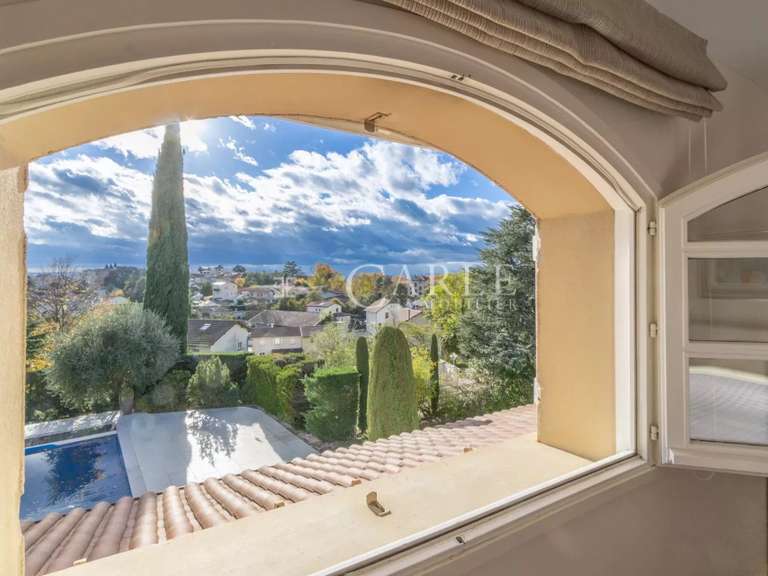 Villa Saint-Priest - 4 chambres - 425m²