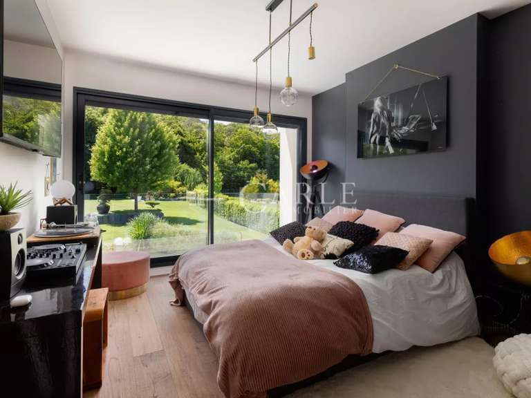 Villa Saint-Priest - 4 chambres - 209m²