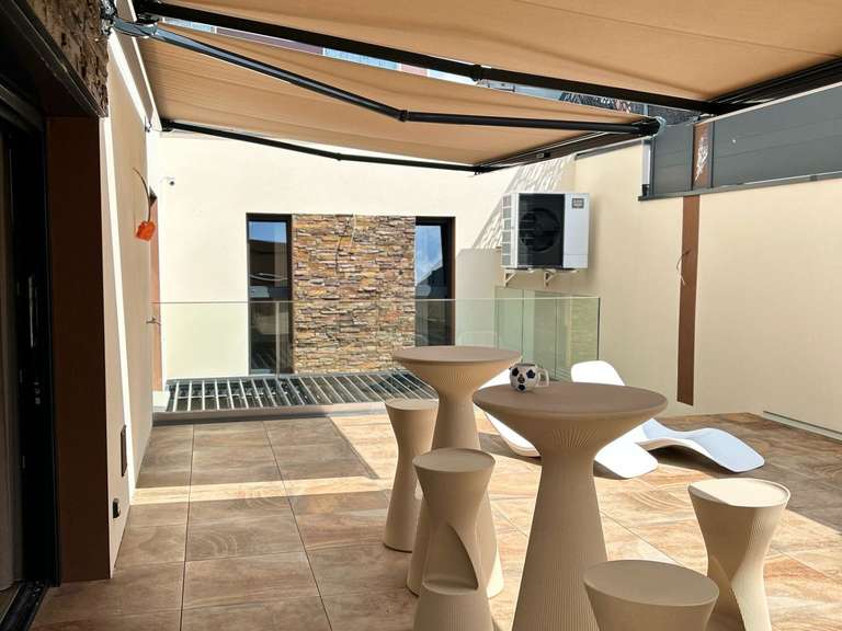 Appartement Saint-Priest-en-Jarez - 5 chambres - 350m²