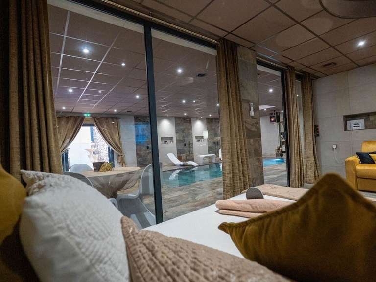 Appartement Saint-Priest-en-Jarez - 5 chambres - 350m²