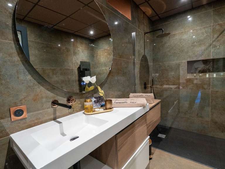 Appartement Saint-Priest-en-Jarez - 5 chambres - 350m²
