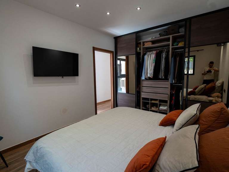 Appartement Saint-Priest-en-Jarez - 5 chambres - 350m²