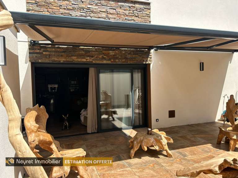 Appartement Saint-Priest-en-Jarez - 4 chambres - 150m²