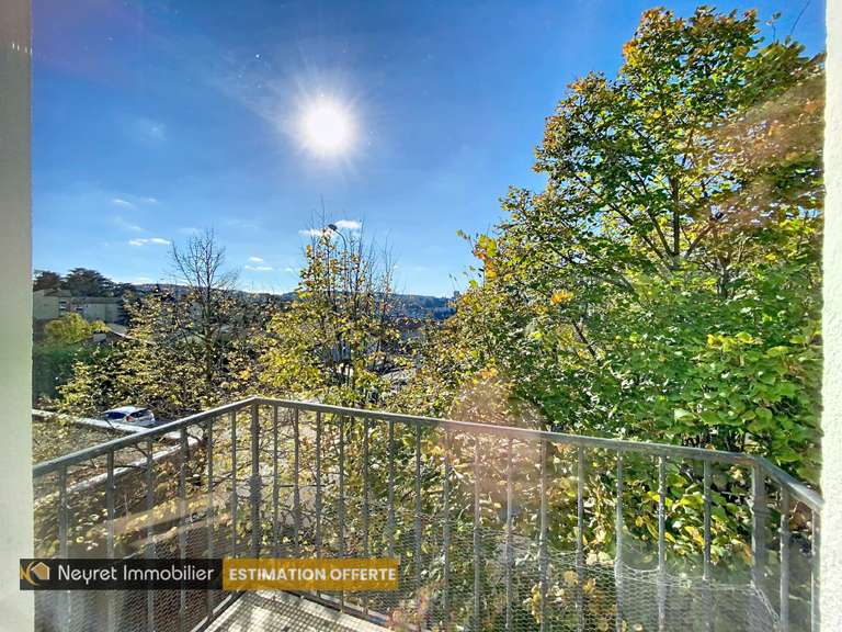 Maison Saint-Priest-en-Jarez - 6 chambres - 320m²