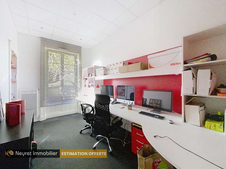 Maison Saint-Priest-en-Jarez - 6 chambres - 320m²