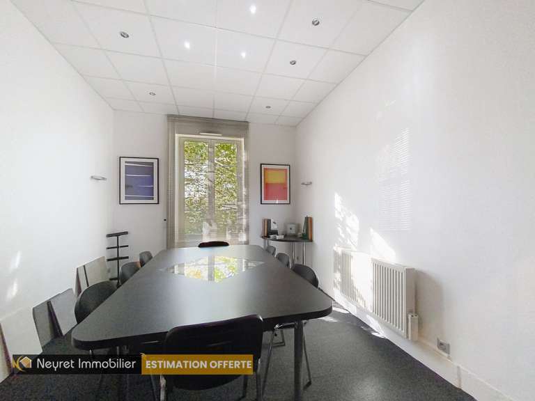 Maison Saint-Priest-en-Jarez - 6 chambres - 320m²