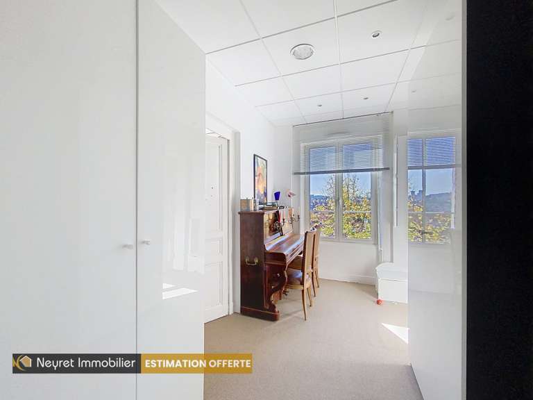 Maison Saint-Priest-en-Jarez - 6 chambres - 320m²