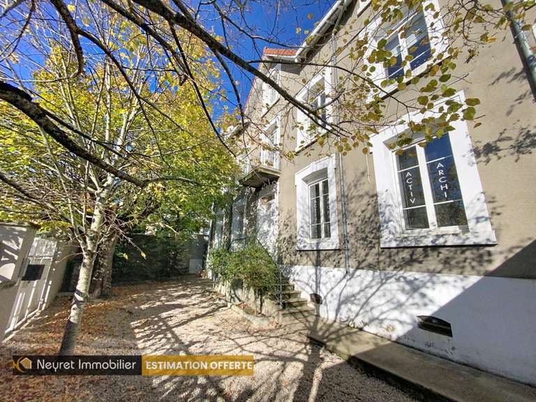Maison Saint-Priest-en-Jarez - 6 chambres - 320m²